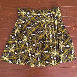 Urban outfitters wrap around mini skirt Perfect  Fall colors Sz Small Like New